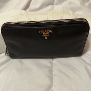 Prada Wallet Zip Around Black Saffiano Leather